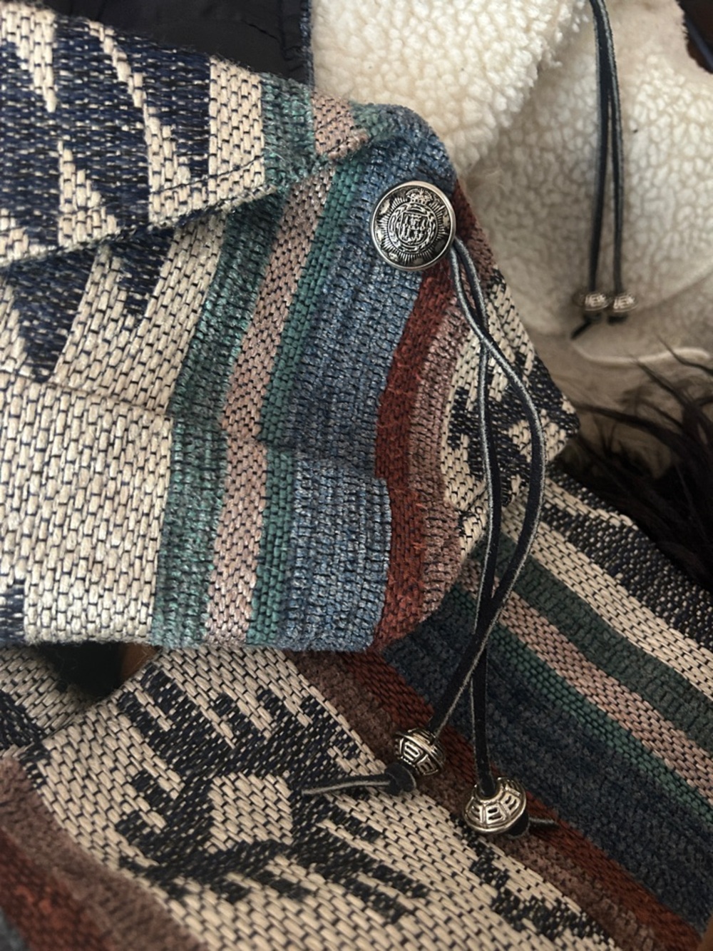 Western cropped tapestry jacket - Picture 8 of 16